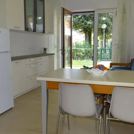 Villa Charming With Private Garden
