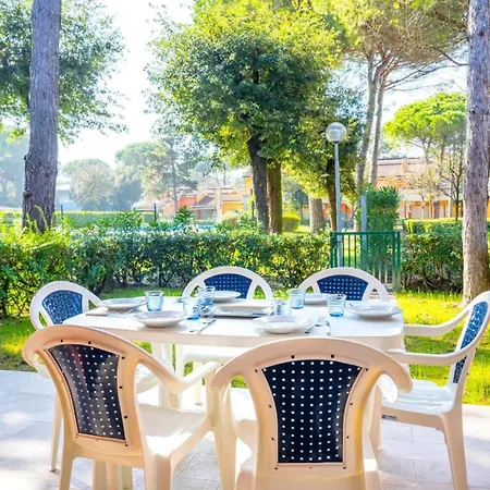 Charming With Private Garden