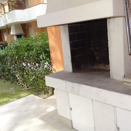 Villa Charming With Private Garden *
